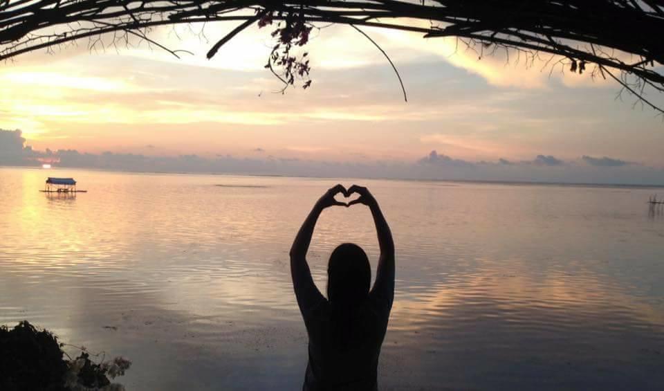 Birdland Beach Club Bolinao Buitenkant foto
