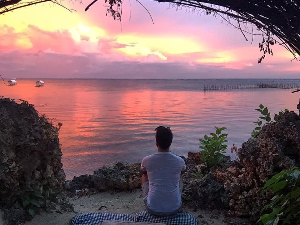 Birdland Beach Club Bolinao Buitenkant foto