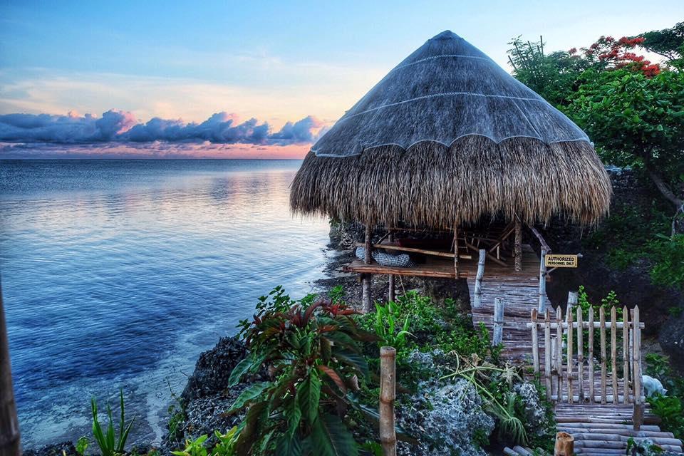 Birdland Beach Club Bolinao Buitenkant foto