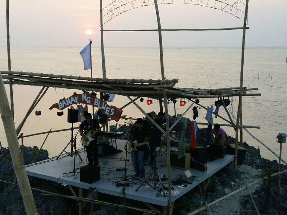Birdland Beach Club Bolinao Buitenkant foto