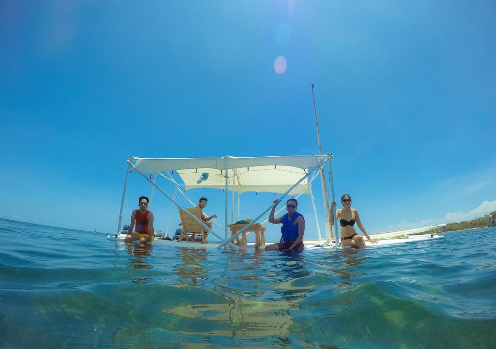 Birdland Beach Club Bolinao Buitenkant foto