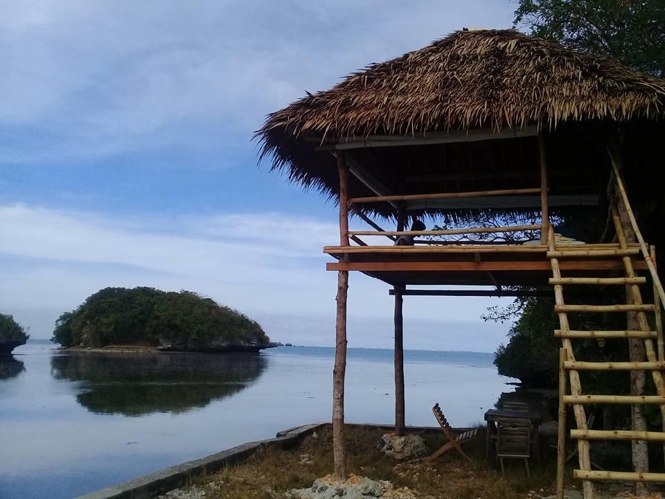 Birdland Beach Club Bolinao Buitenkant foto