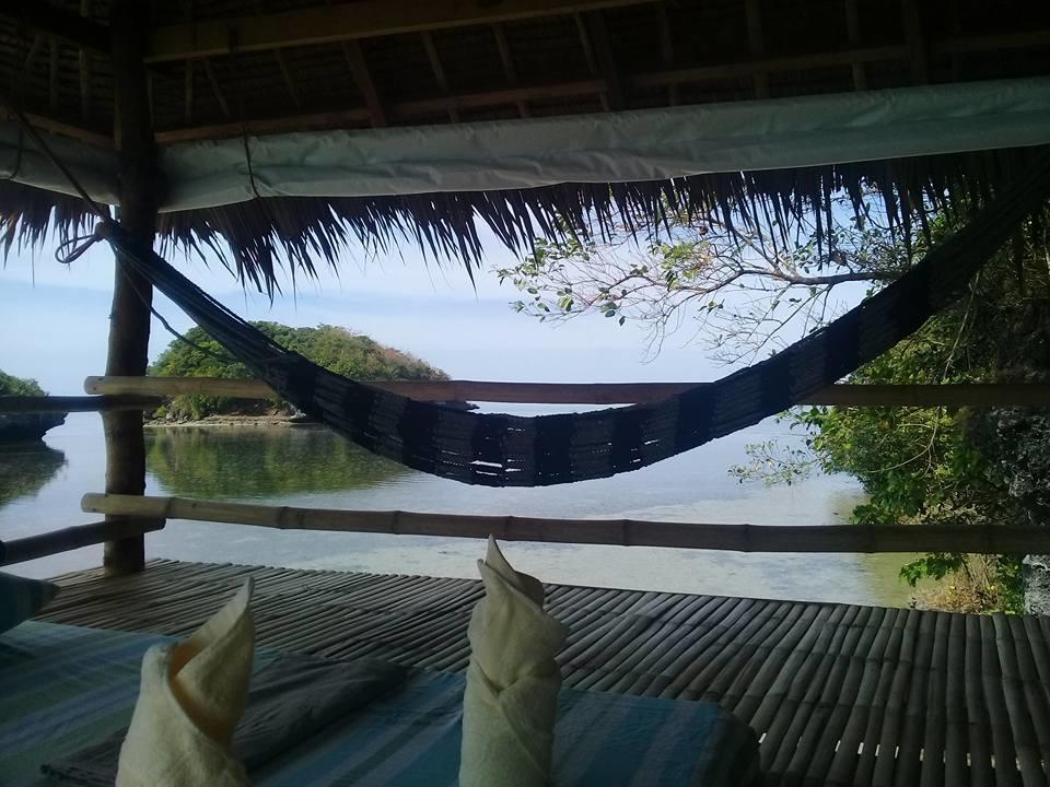 Birdland Beach Club Bolinao Buitenkant foto
